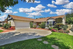 10430 Gloria, Granada Hills